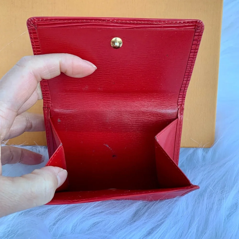 EUC‎ Louis Vuitton Women's Red Epi Leather Elise Trifold Wallet Size Small